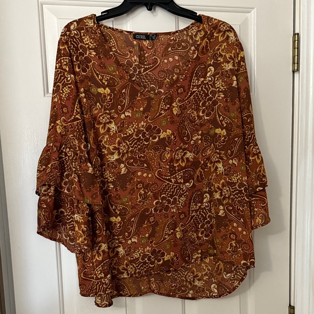 Elegant Brown/Rust Floral Blouse